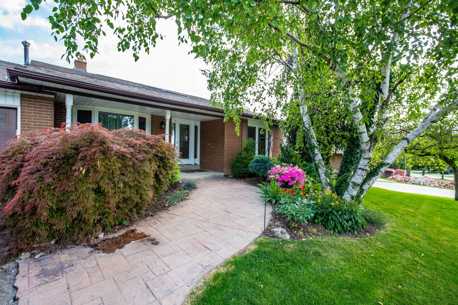 1111 Havendale Boulevard Woolcott Team