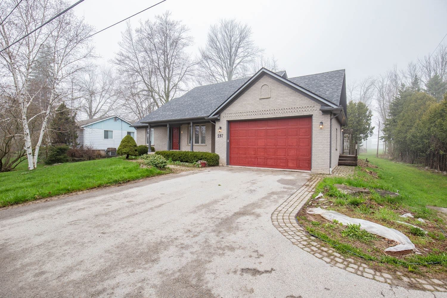 237 4th Concession Road West WOOLCOTT