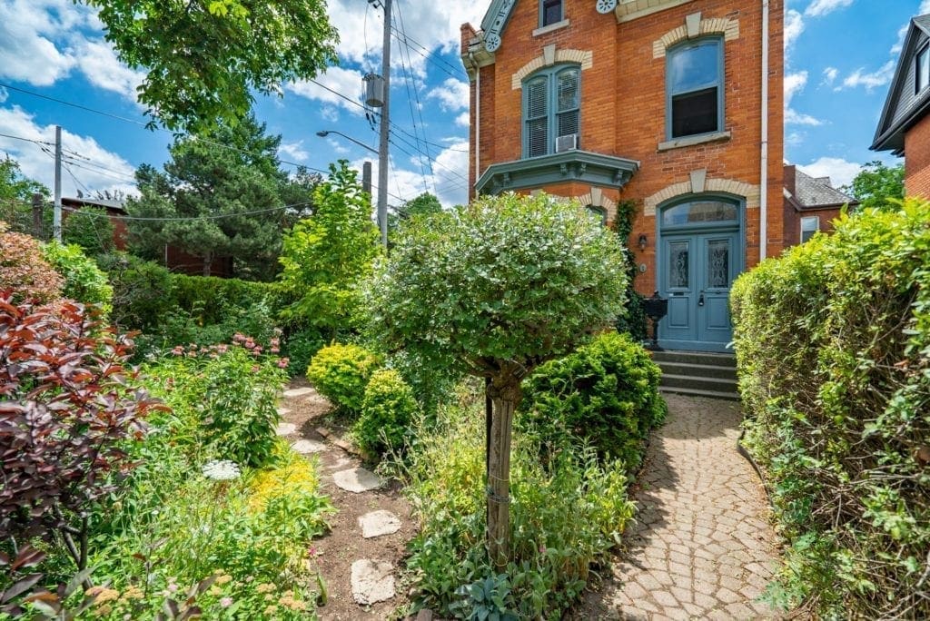 1 Stanley Avenue Hamilton THE Woolcott Real Estate TEAM