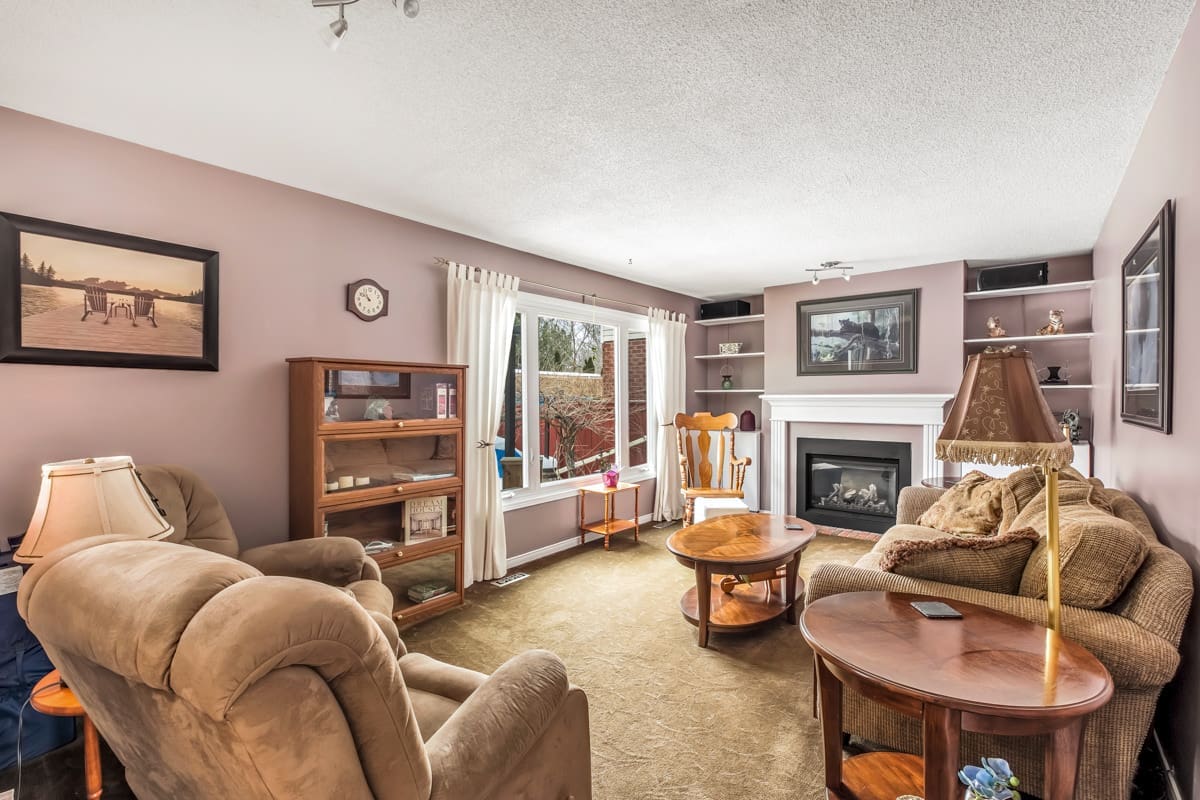 74 Ryans Way Waterdown Real Estate The Woolcott Team